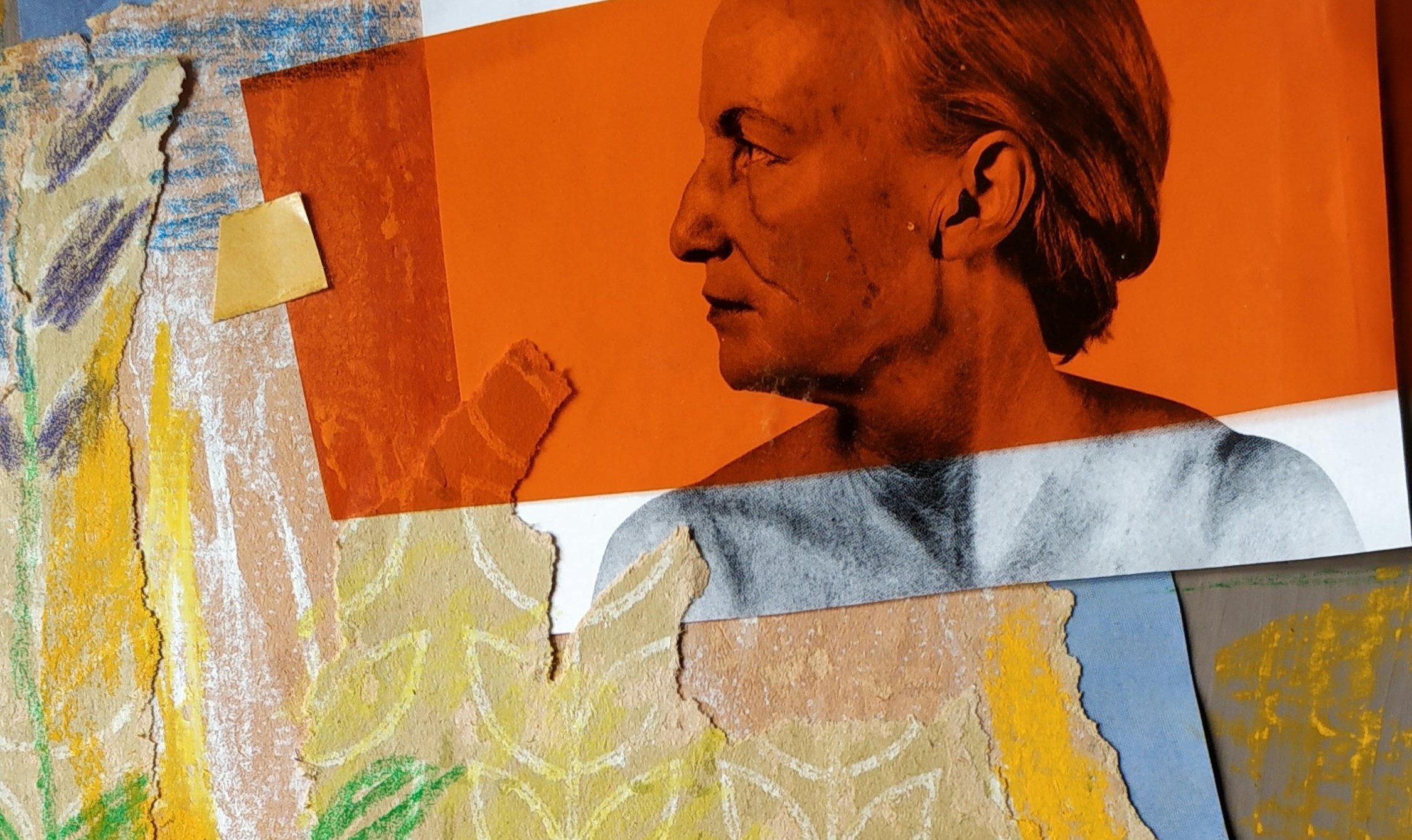 Collage realizzato con la foto in bianco e nero del volto di una persona di profilo, accostata a disegni di fiori su un cartoncino.